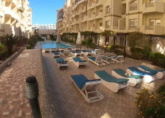 Dive Pool Gurdaka