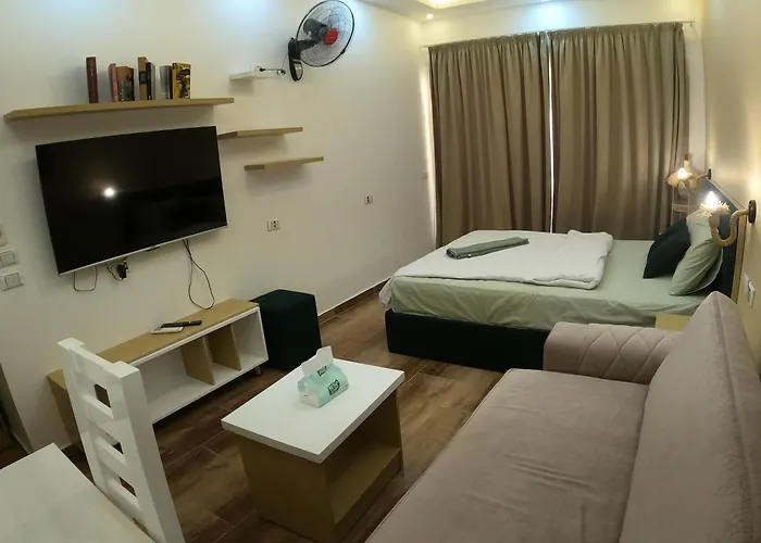 Dive Pool Apartmanhotel