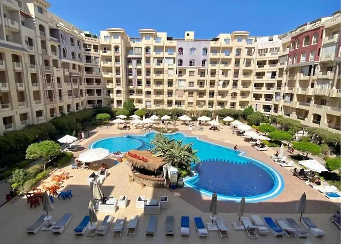 Dive Pool Apartmanhotel 3*